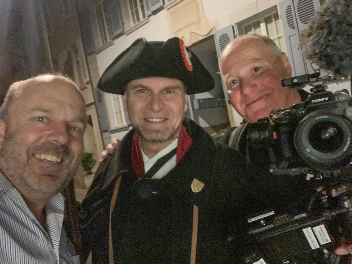 video_stadtfuehrungen_behind-the-scenes.jpg video_stadtfuehrungen_behind-the-scenes.jpg